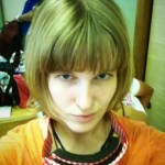 janelle with goggles